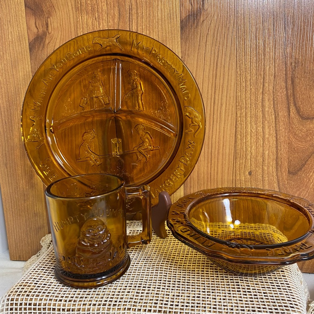 Tiara Indiana Glass Amber Child Set of 3
